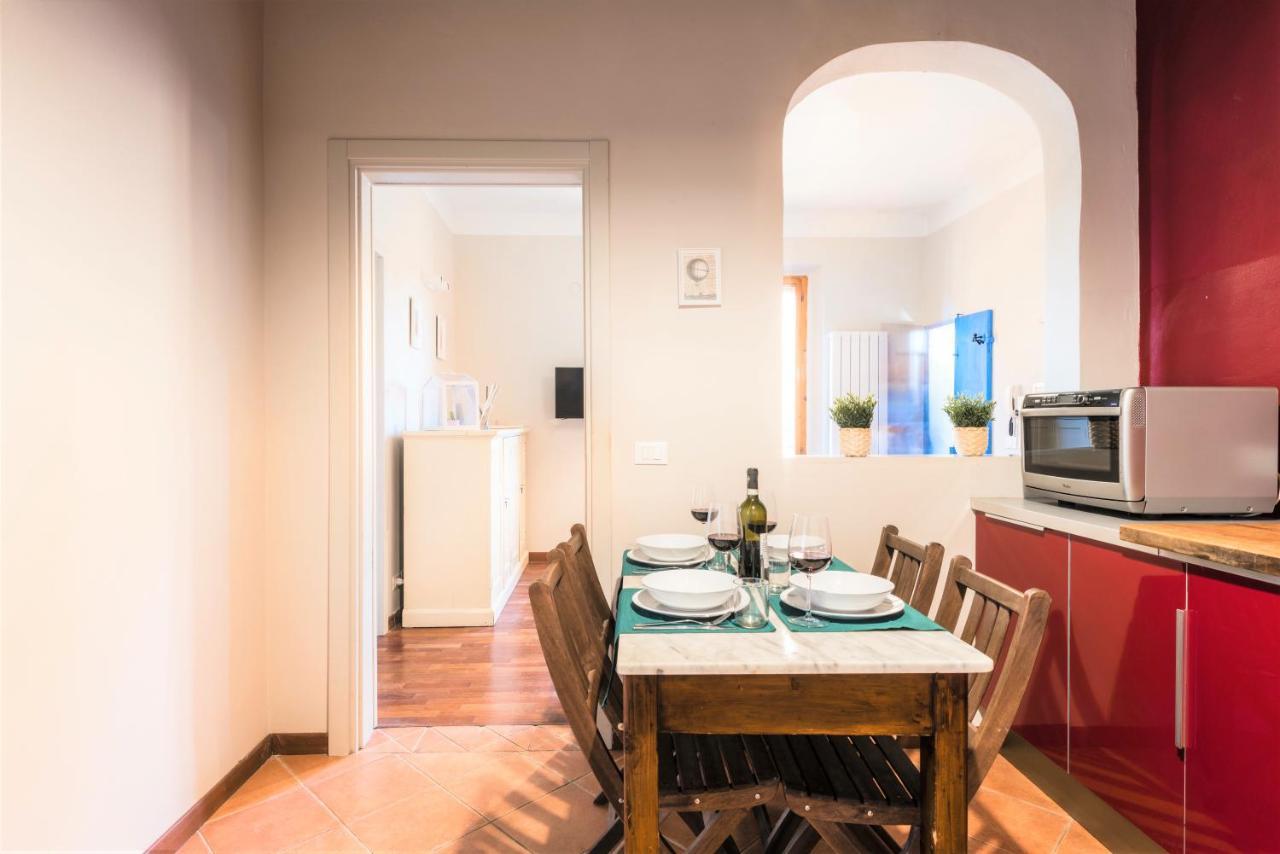 Hostly - La Pera Suite Apartment - 2 Bedrooms, Full Center Pisa Kültér fotó