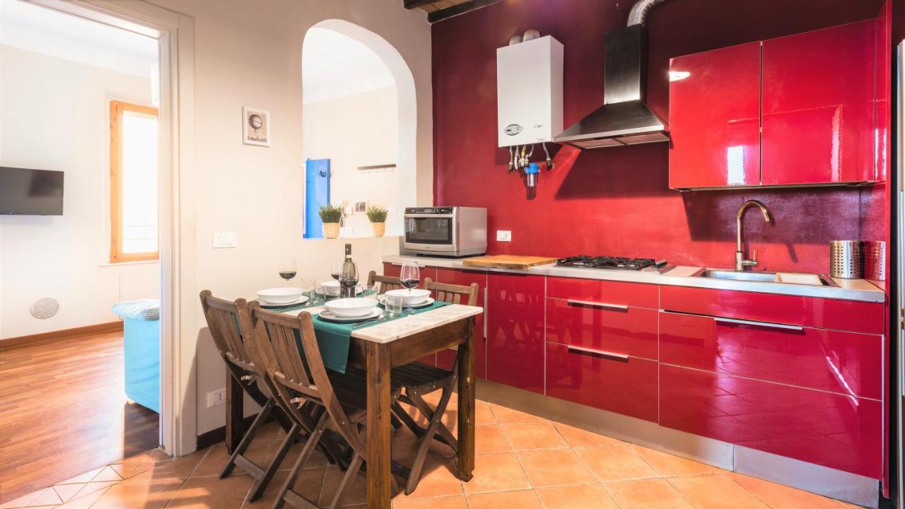 Hostly - La Pera Suite Apartment - 2 Bedrooms, Full Center Pisa Kültér fotó