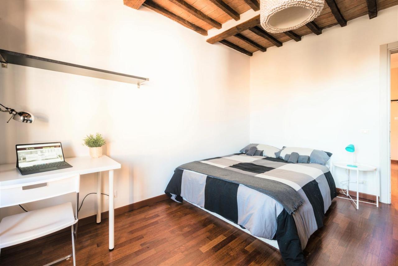 Hostly - La Pera Suite Apartment - 2 Bedrooms, Full Center Pisa Kültér fotó